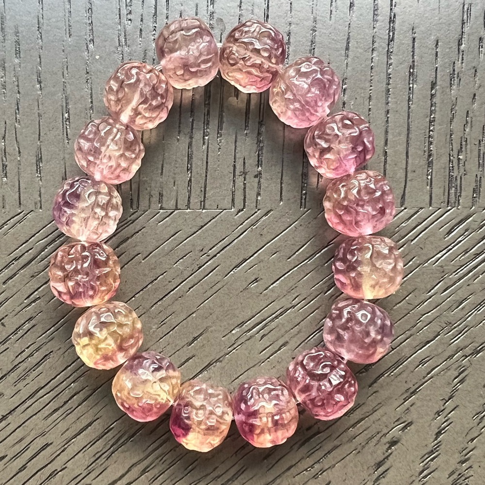 Beautiful fluorite bracelet 12mm SIZE 6.25’ ( See pictures) - Picture 5 of 8